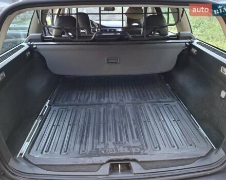 Серый Вольво ХС70, объемом двигателя 2.4 л и пробегом 181 тыс. км за 11600 $, фото 5 на Automoto.ua