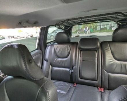 Серый Вольво ХС70, объемом двигателя 2.4 л и пробегом 350 тыс. км за 3000 $, фото 6 на Automoto.ua