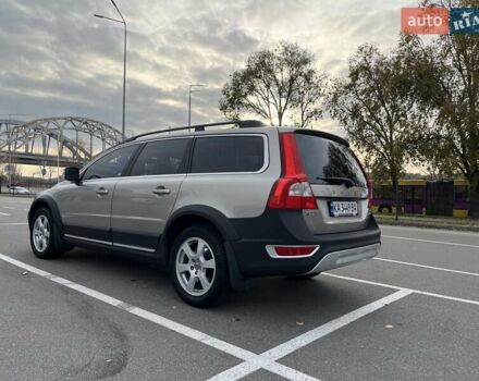 Серый Вольво ХС70, объемом двигателя 3.19 л и пробегом 208 тыс. км за 12000 $, фото 2 на Automoto.ua