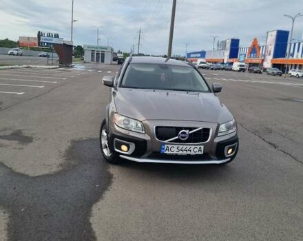 Серый Вольво ХС70, объемом двигателя 2.4 л и пробегом 283 тыс. км за 10500 $, фото 1 на Automoto.ua