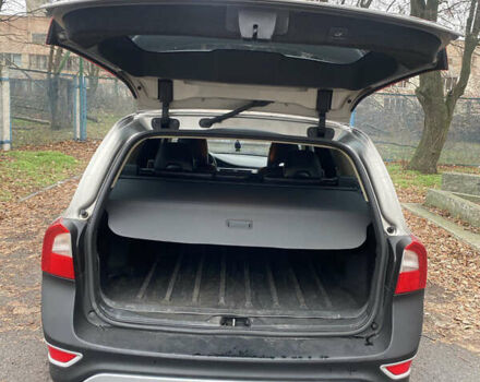 Серый Вольво ХС70, объемом двигателя 2.4 л и пробегом 356 тыс. км за 9500 $, фото 5 на Automoto.ua