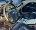 Серый Вольво ХС70, объемом двигателя 3.2 л и пробегом 326 тыс. км за 9800 $, фото 5 на Automoto.ua