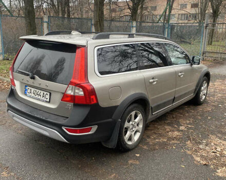 Серый Вольво ХС70, объемом двигателя 2.4 л и пробегом 356 тыс. км за 9500 $, фото 10 на Automoto.ua