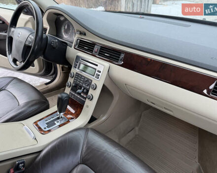 Сірий Вольво ХС70, об'ємом двигуна 2.4 л та пробігом 283 тис. км за 11500 $, фото 36 на Automoto.ua