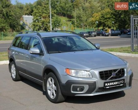 Серый Вольво ХС70, объемом двигателя 3.2 л и пробегом 138 тыс. км за 10500 $, фото 2 на Automoto.ua