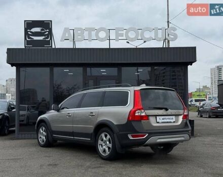 Серый Вольво ХС70, объемом двигателя 3.19 л и пробегом 208 тыс. км за 11990 $, фото 4 на Automoto.ua