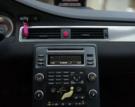 Серый Вольво ХС70, объемом двигателя 0 л и пробегом 283 тыс. км за 2900 $, фото 13 на Automoto.ua