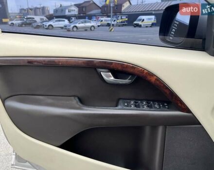 Серый Вольво ХС70, объемом двигателя 3.19 л и пробегом 208 тыс. км за 12000 $, фото 11 на Automoto.ua