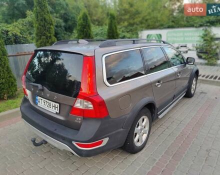 Серый Вольво ХС70, объемом двигателя 2.4 л и пробегом 354 тыс. км за 9700 $, фото 3 на Automoto.ua