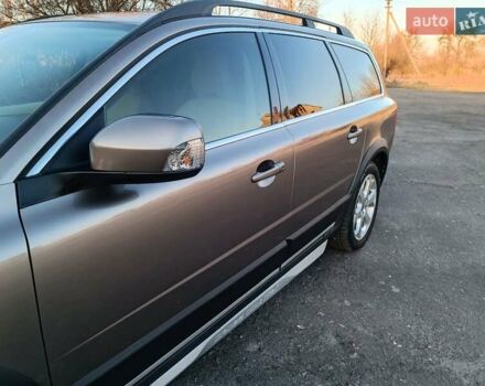 Серый Вольво ХС70, объемом двигателя 2.4 л и пробегом 251 тыс. км за 12800 $, фото 10 на Automoto.ua