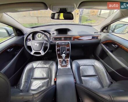 Серый Вольво ХС70, объемом двигателя 3 л и пробегом 268 тыс. км за 15200 $, фото 16 на Automoto.ua