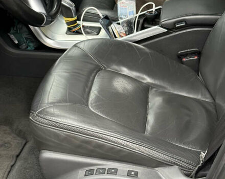 Сірий Вольво ХС70, об'ємом двигуна 2.4 л та пробігом 273 тис. км за 15500 $, фото 14 на Automoto.ua