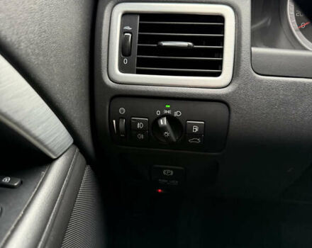 Сірий Вольво ХС70, об'ємом двигуна 2.4 л та пробігом 273 тис. км за 15500 $, фото 6 на Automoto.ua