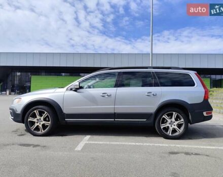 Серый Вольво ХС70, объемом двигателя 3 л и пробегом 268 тыс. км за 15200 $, фото 4 на Automoto.ua