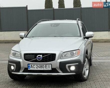 Серый Вольво ХС70, объемом двигателя 1.98 л и пробегом 250 тыс. км за 14999 $, фото 2 на Automoto.ua