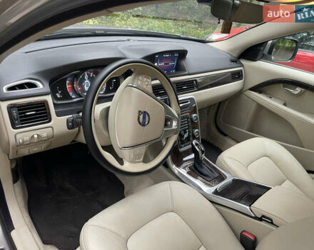 Сірий Вольво ХС70, об'ємом двигуна 3 л та пробігом 207 тис. км за 16900 $, фото 5 на Automoto.ua