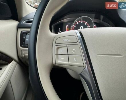 Серый Вольво ХС70, объемом двигателя 2.95 л и пробегом 206 тыс. км за 17990 $, фото 16 на Automoto.ua