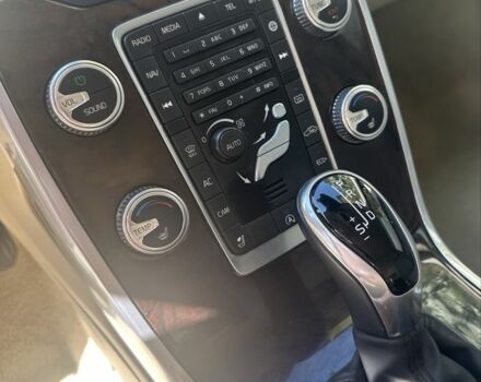 Сірий Вольво ХС70, об'ємом двигуна 2 л та пробігом 130 тис. км за 16500 $, фото 10 на Automoto.ua