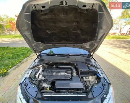 Сірий Вольво ХС70, об'ємом двигуна 2.5 л та пробігом 283 тис. км за 16500 $, фото 1 на Automoto.ua