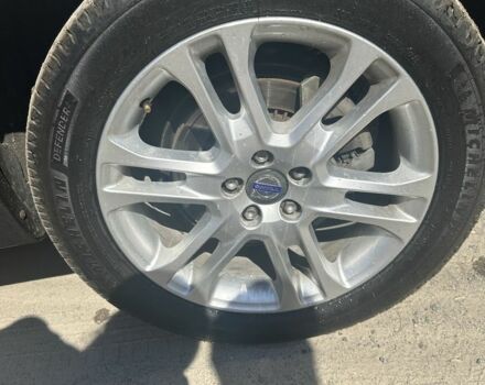 Сірий Вольво ХС70, об'ємом двигуна 2 л та пробігом 130 тис. км за 16500 $, фото 12 на Automoto.ua