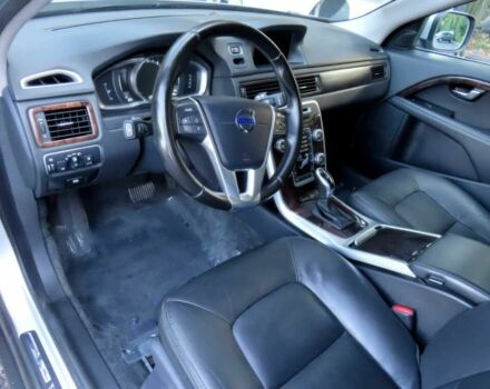 Серый Вольво ХС70, объемом двигателя 2.5 л и пробегом 72 тыс. км за 7250 $, фото 7 на Automoto.ua