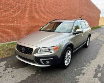 Серый Вольво ХС70, объемом двигателя 2.5 л и пробегом 78 тыс. км за 6700 $, фото 2 на Automoto.ua