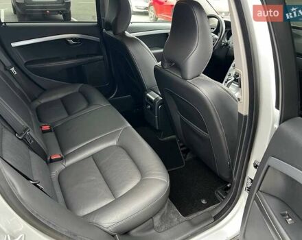 Сірий Вольво ХС70, об'ємом двигуна 2.4 л та пробігом 240 тис. км за 19700 $, фото 8 на Automoto.ua