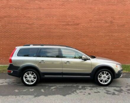 Серый Вольво ХС70, объемом двигателя 2.5 л и пробегом 78 тыс. км за 6700 $, фото 7 на Automoto.ua