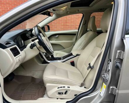 Серый Вольво ХС70, объемом двигателя 2.5 л и пробегом 78 тыс. км за 6700 $, фото 10 на Automoto.ua