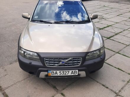 Вольво ХС70 2002 в Кропивницком (Кировограде) на Automoto.ua Серый Вольво ХС70, объемом двигателя 2.4 л и пробегом 285 тыс. км за 4444 $, фото 1 на Automoto.ua