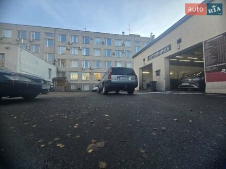 Вольво ХС70 2002 в Макарове на Automoto.ua Серый Вольво ХС70, объемом двигателя 2.4 л и пробегом 252 тыс. км за 6000 $, фото 1 на Automoto.ua