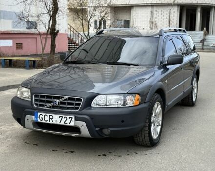 Сірий Вольво ХС70, об'ємом двигуна 2.4 л та пробігом 294 тис. км за 4000 $, фото 1 на Automoto.ua