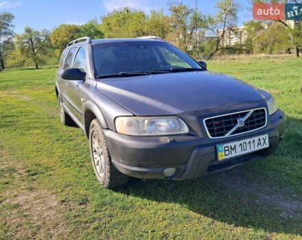 Серый Вольво ХС70, объемом двигателя 2.5 л и пробегом 371 тыс. км за 6400 $, фото 1 на Automoto.ua