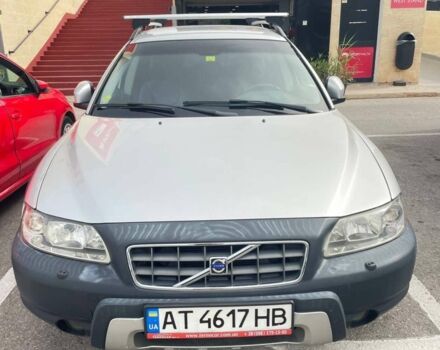 Сірий Вольво ХС70, об'ємом двигуна 2.4 л та пробігом 233 тис. км за 10518 $, фото 1 на Automoto.ua