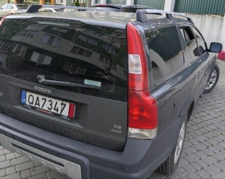 Серый Вольво ХС70, объемом двигателя 2.4 л и пробегом 350 тыс. км за 3000 $, фото 1 на Automoto.ua