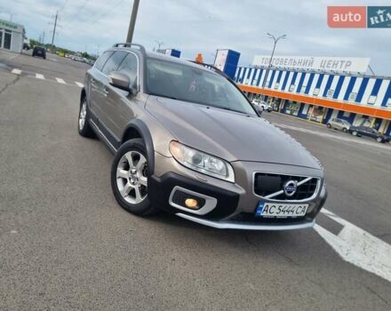 Сірий Вольво ХС70, об'ємом двигуна 2.4 л та пробігом 283 тис. км за 10500 $, фото 1 на Automoto.ua