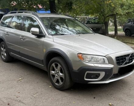 Сірий Вольво ХС70, об'ємом двигуна 2.4 л та пробігом 300 тис. км за 8876 $, фото 1 на Automoto.ua