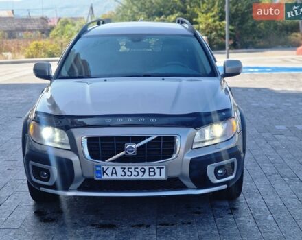 Сірий Вольво ХС70, об'ємом двигуна 3.19 л та пробігом 350 тис. км за 8800 $, фото 1 на Automoto.ua