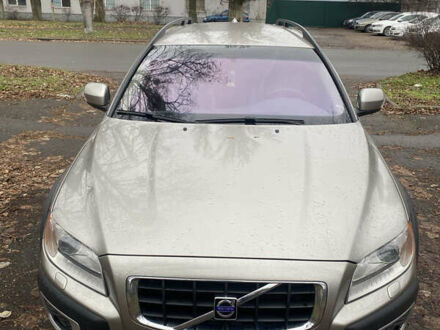 Серый Вольво ХС70, объемом двигателя 2.4 л и пробегом 356 тыс. км за 9500 $, фото 1 на Automoto.ua