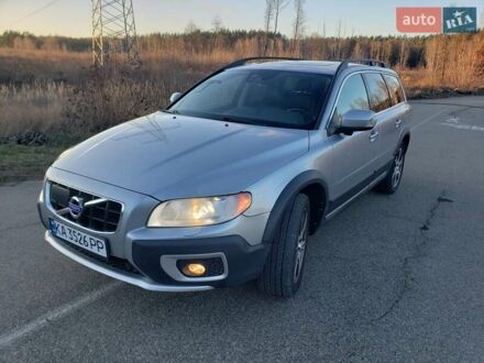 Серый Вольво ХС70, объемом двигателя 2.95 л и пробегом 273 тыс. км за 11800 $, фото 1 на Automoto.ua