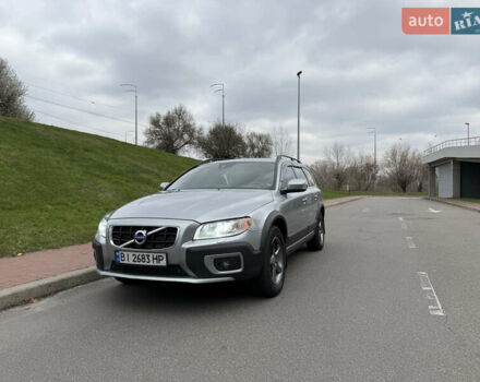 Сірий Вольво ХС70, об'ємом двигуна 2.4 л та пробігом 273 тис. км за 15500 $, фото 1 на Automoto.ua