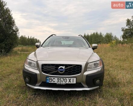 Серый Вольво ХС70, объемом двигателя 3 л и пробегом 299 тыс. км за 15999 $, фото 1 на Automoto.ua