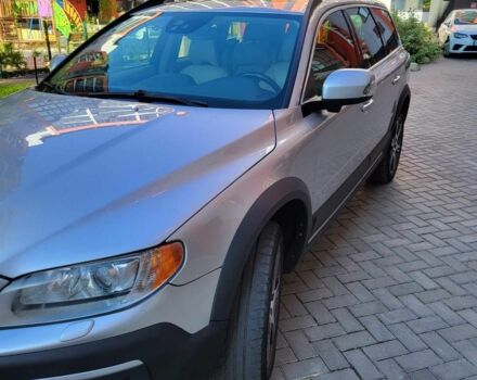 Серый Вольво ХС70, объемом двигателя 3 л и пробегом 278 тыс. км за 16500 $, фото 1 на Automoto.ua