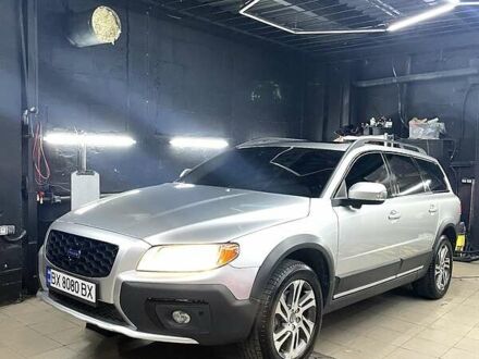 Серый Вольво ХС70, объемом двигателя 2 л и пробегом 280 тыс. км за 22000 $, фото 1 на Automoto.ua