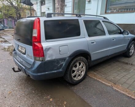 Синій Вольво ХС70, об'ємом двигуна 2.4 л та пробігом 190 тис. км за 4490 $, фото 3 на Automoto.ua