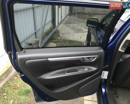 Синий Вольво ХС70, объемом двигателя 2.4 л и пробегом 220 тыс. км за 10000 $, фото 18 на Automoto.ua