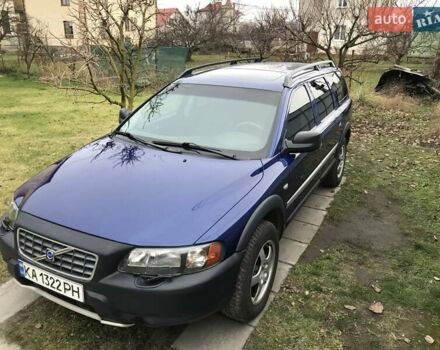 Синий Вольво ХС70, объемом двигателя 2.4 л и пробегом 220 тыс. км за 10000 $, фото 2 на Automoto.ua