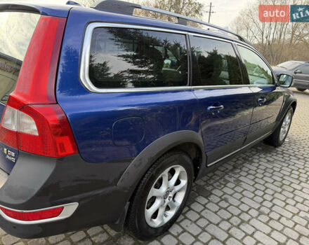 Синий Вольво ХС70, объемом двигателя 2.4 л и пробегом 325 тыс. км за 10500 $, фото 5 на Automoto.ua