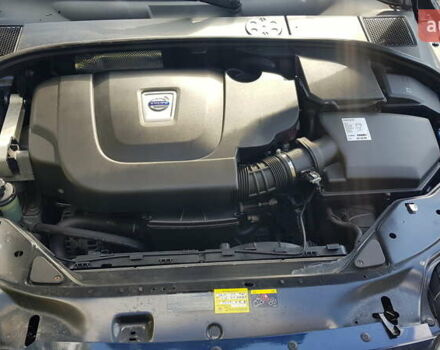 Синий Вольво ХС70, объемом двигателя 2.4 л и пробегом 225 тыс. км за 14750 $, фото 40 на Automoto.ua