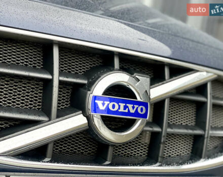 Синій Вольво ХС70, об'ємом двигуна 2.4 л та пробігом 143 тис. км за 18500 $, фото 13 на Automoto.ua
